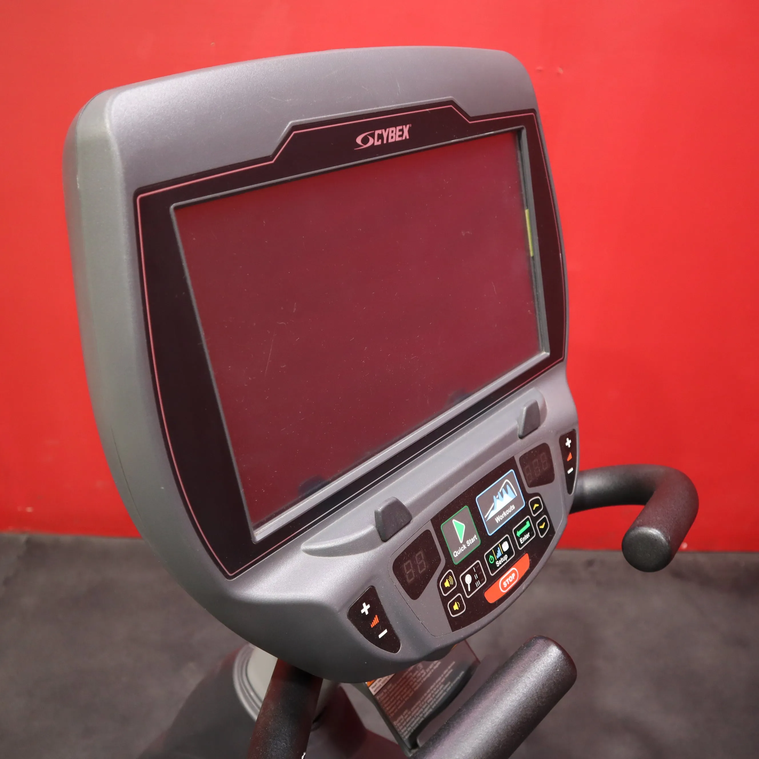 Cybex 625R Recumbent Bike (Refurbished)