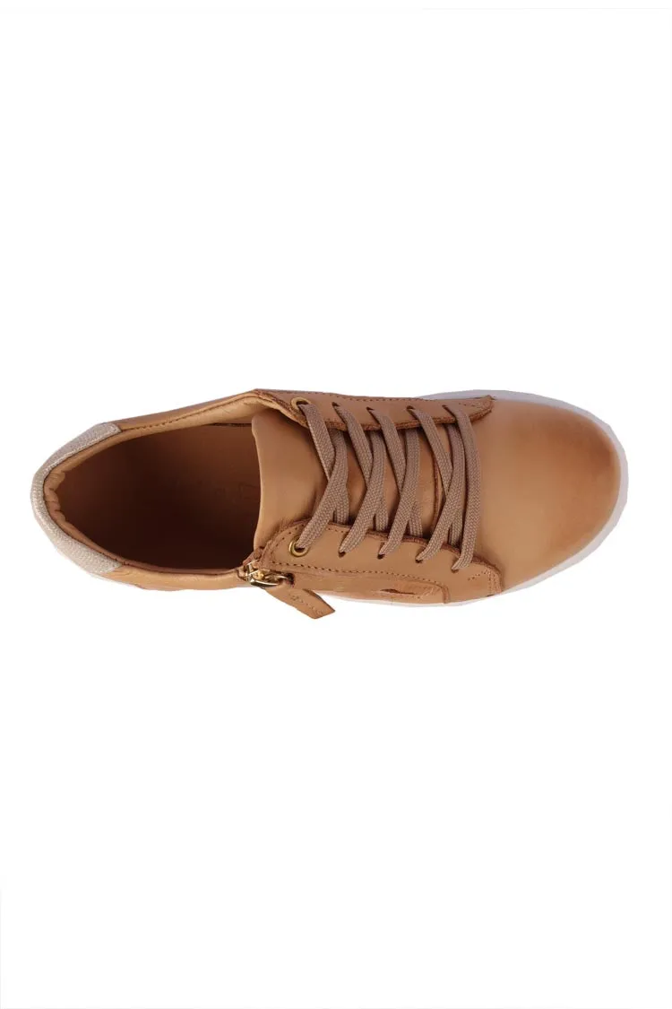 EG107 Sneaker in Caramel