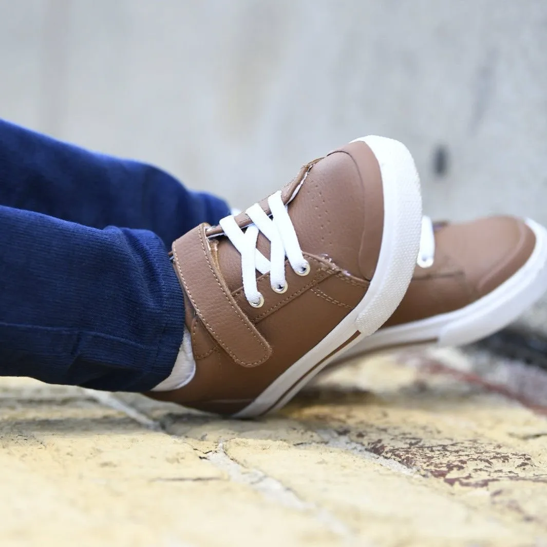 Footmates Reese Leather Sneaker