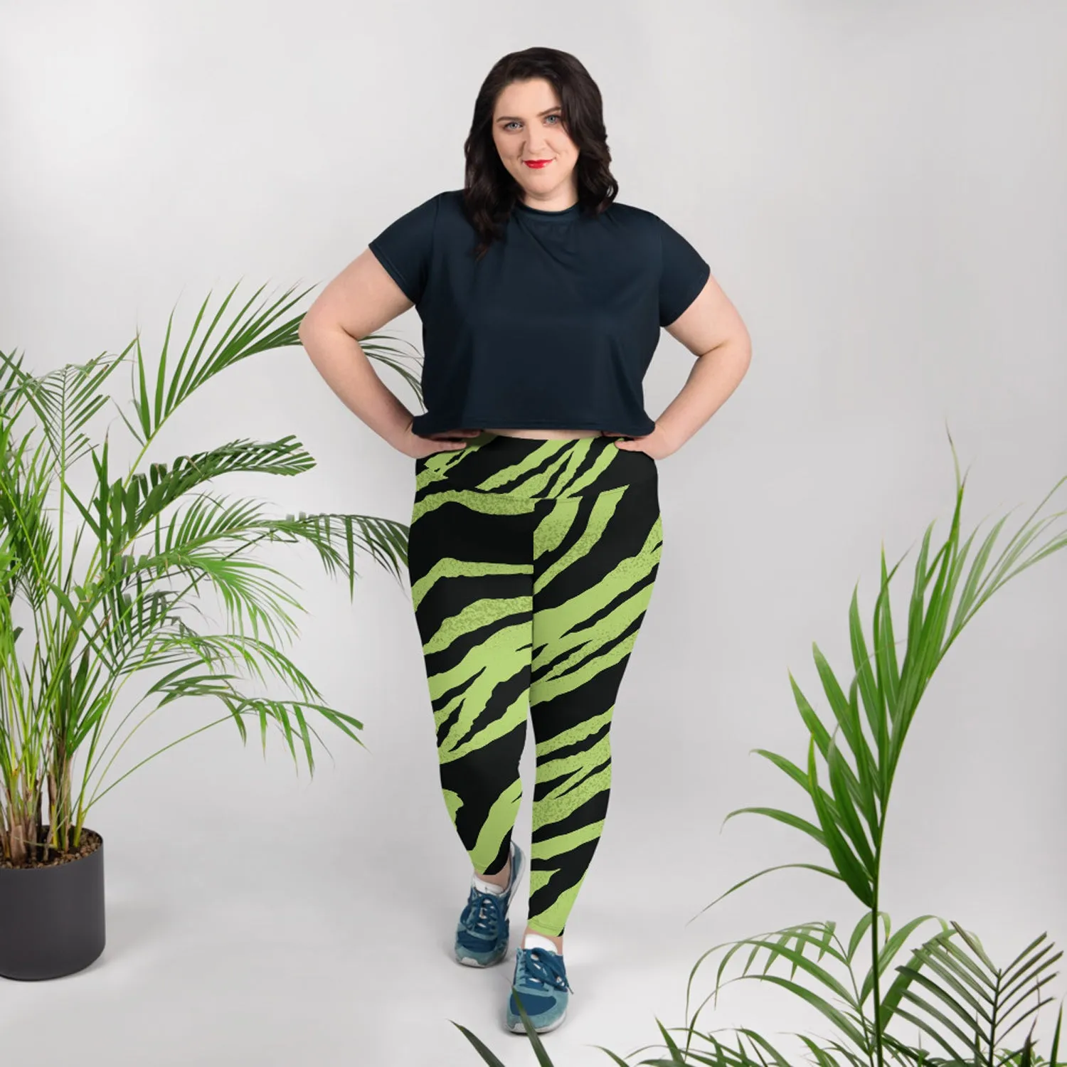 Green Tiger Plus Size Leggings, Black Tiger Stripe Animal Print Women's Long Yoga Pants