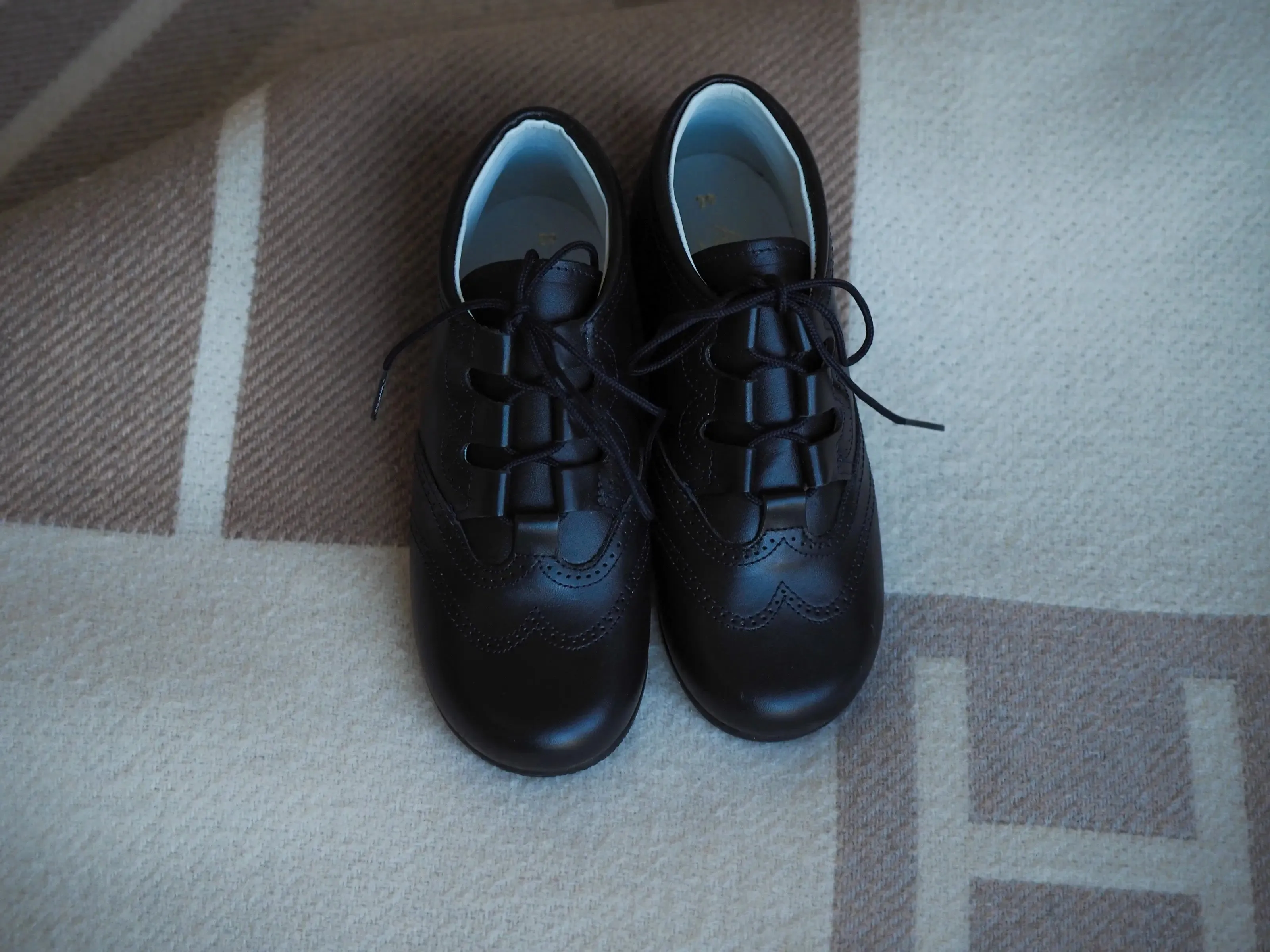 Henry- Dark Navy Leather Boy Boots