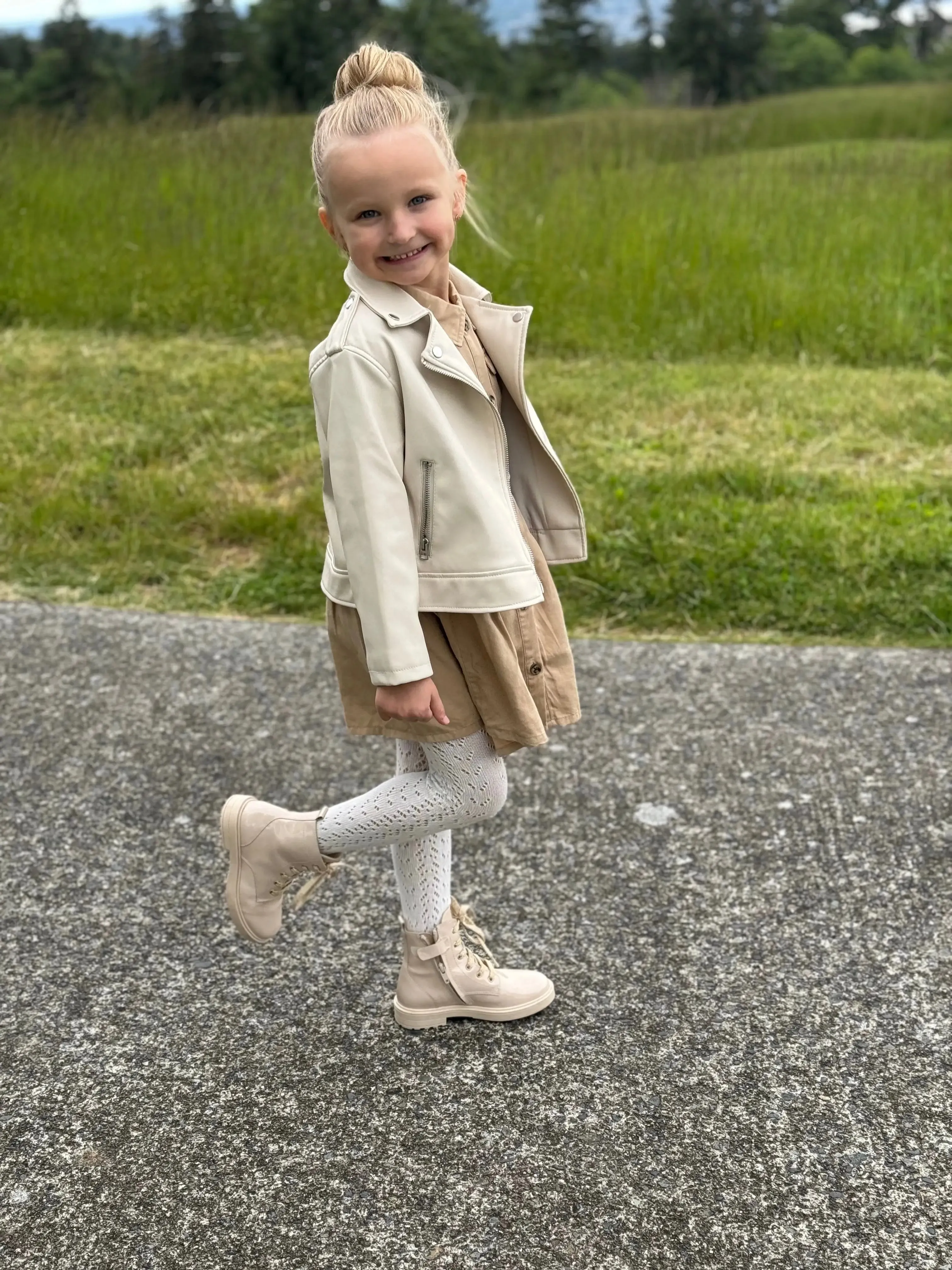 Luna- Light Beige Patent Leather Boots